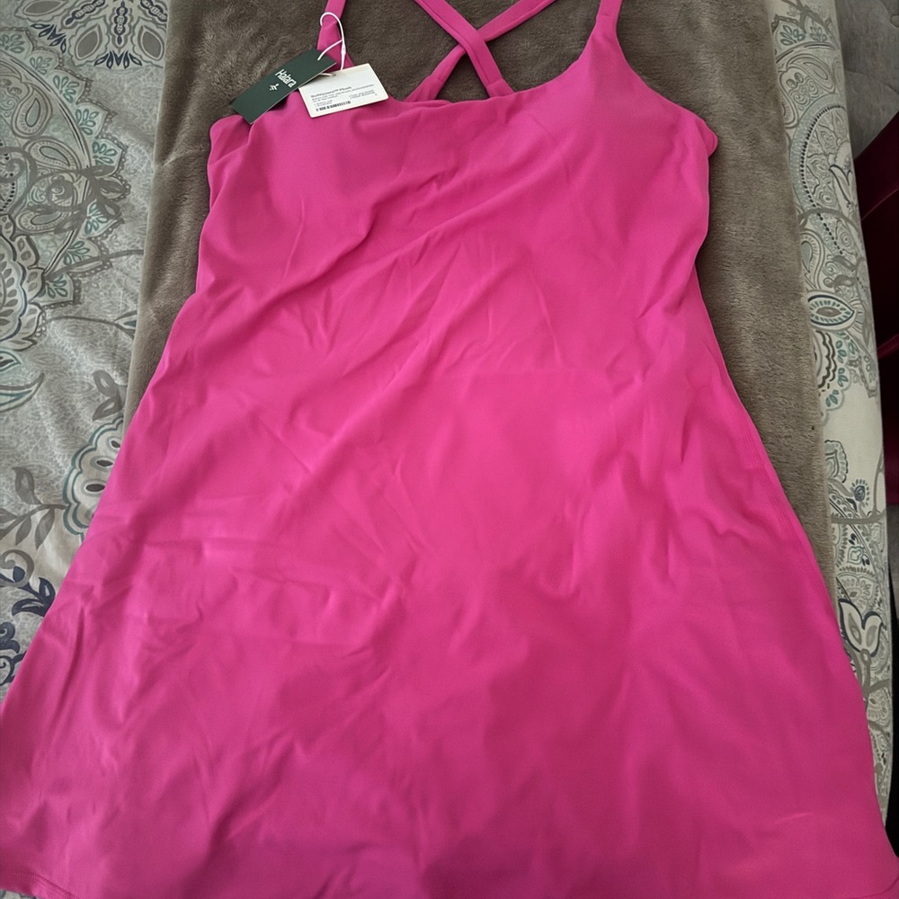 HALARA Vibrant Pink Sleeveless Dress